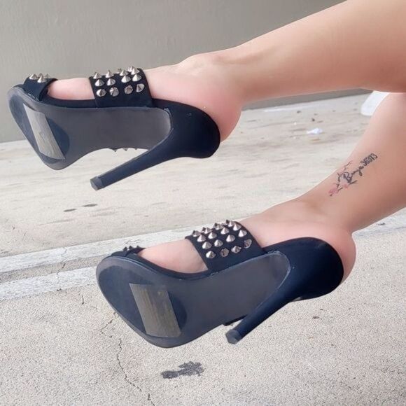 Women Metallic Studs Double Band High Heels Sandals Black Color - Picture 5 of 5